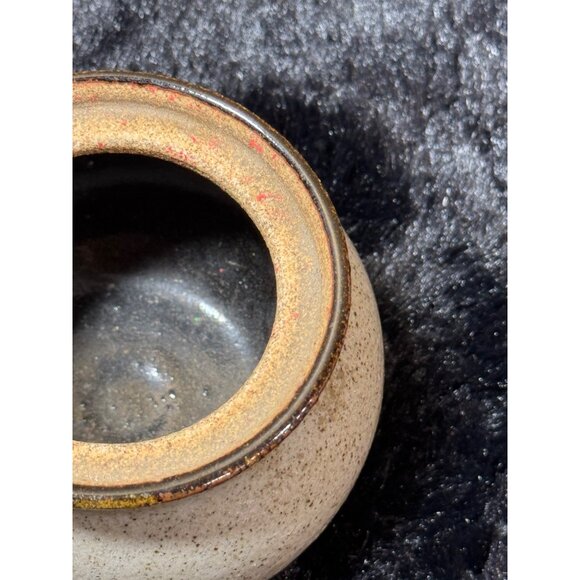 Handcrafted Ceramic Small Vase With Abstract Design - Picture 5 of 9